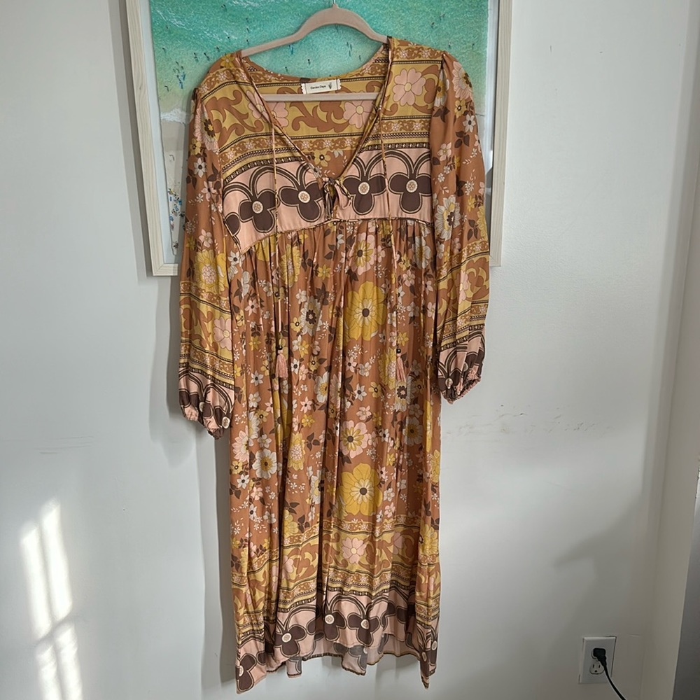 Garden days size M floral print worn in perfect condition